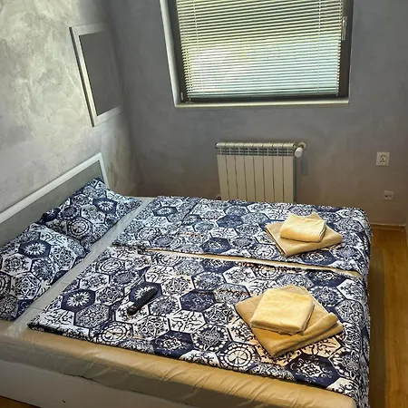 1-bedroom - Bathtub - 10mins From Skilift Gondola - Freewifi - Workdesk - Heating - Full Kitchen At Edelweiss Lejlighed *